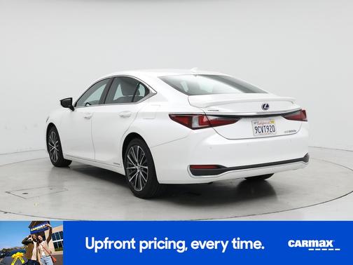 2022 Lexus ES 300h