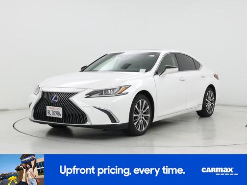White 2019 Lexus ES 300h