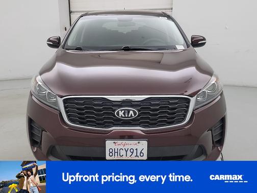 Burgundy 2019 Kia Sorento LX