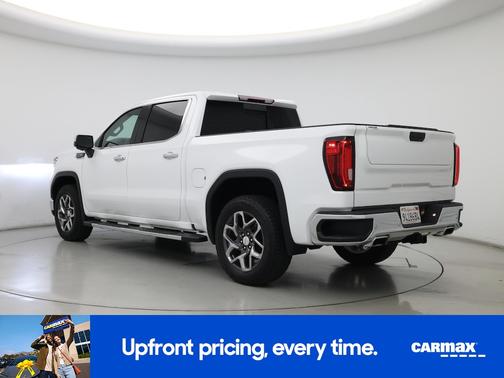 White 2024 GMC Sierra 1500 SLT