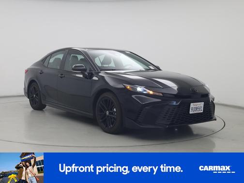 Black 2025 Toyota Camry SE