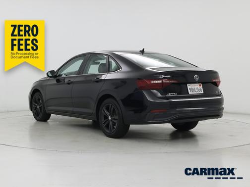 Black 2022 Volkswagen Jetta SE