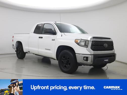 White 2018 Toyota Tundra SR5