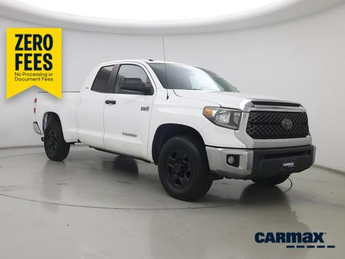 White 2018 Toyota Tundra SR5