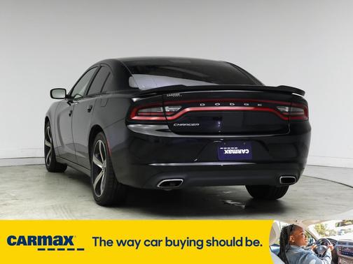 2017 Dodge Charger SE