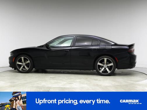 2017 Dodge Charger SE