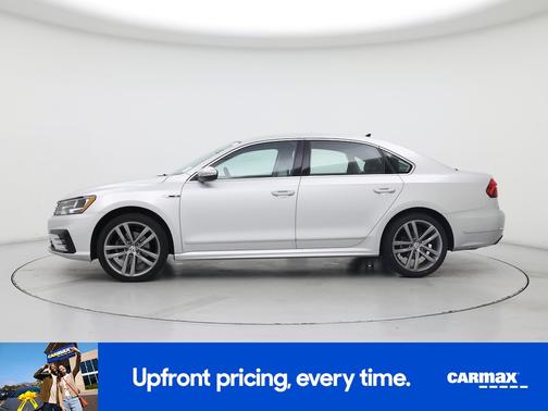 2017 Volkswagen Passat R-Line