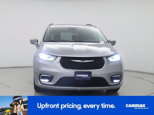 Silver 2021 Chrysler Pacifica Touring L