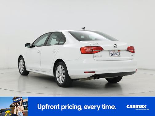 White 2015 Volkswagen Jetta SE
