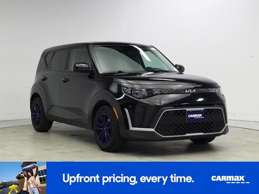 Black 2023 Kia Soul LX