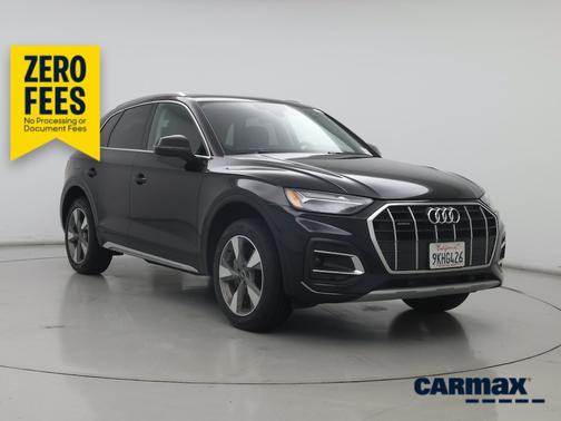 Black 2023 Audi Q5 Premium