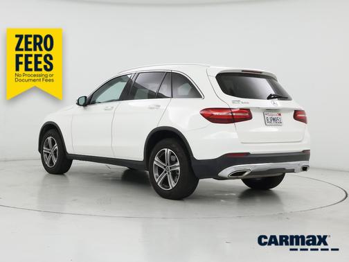White 2019 Mercedes-Benz GLC 300