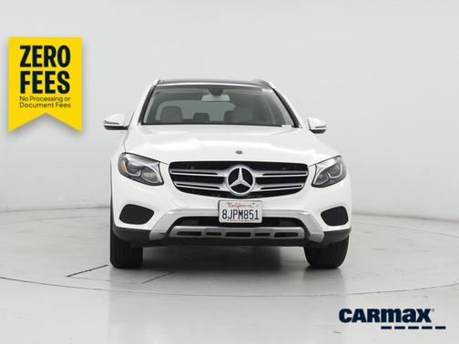 White 2019 Mercedes-Benz GLC 300