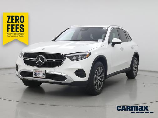 White 2024 Mercedes-Benz GLC 300