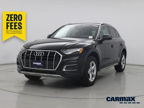 Black 2023 Audi Q5 Premium