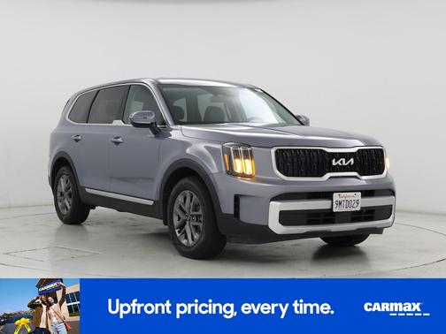 Gray 2024 Kia Telluride LX
