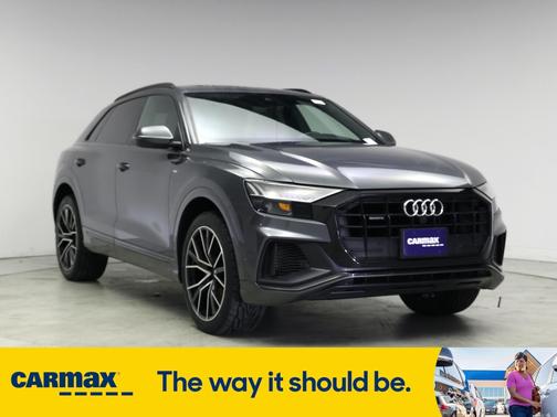 2020 Audi Q8 Premium Plus