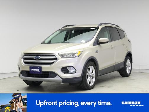 Gold 2017 Ford Escape SE