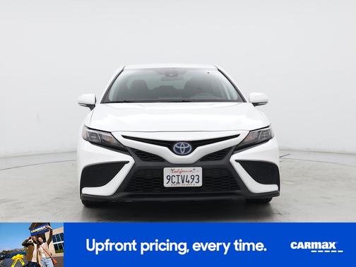 2022 Toyota Camry Hybrid SE