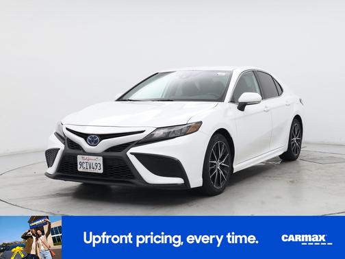 2022 Toyota Camry Hybrid SE