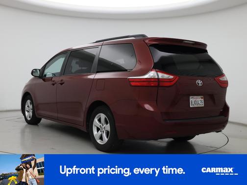 2017 Toyota Sienna LE
