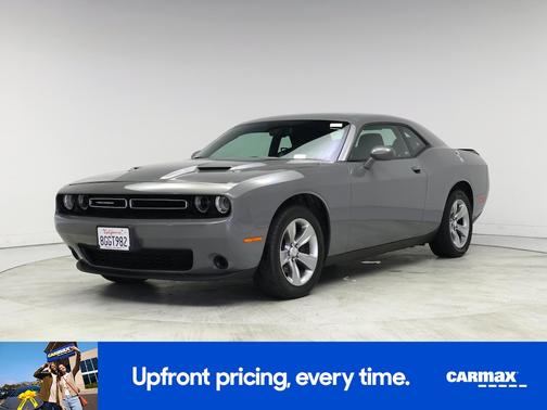 2017 Dodge Challenger SXT