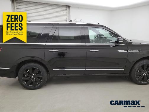 Black 2023 Lincoln Navigator L Reserve