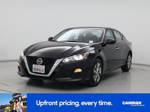 Black 2019 Nissan Altima S