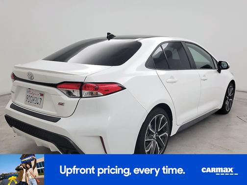 White 2022 Toyota Corolla SE