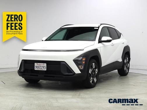 White 2024 Hyundai KONA SEL