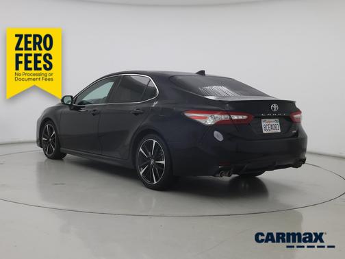 Black 2018 Toyota Camry XSE