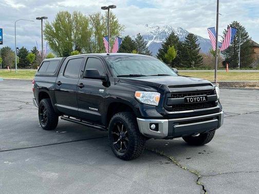2017 Toyota Tundra SR5