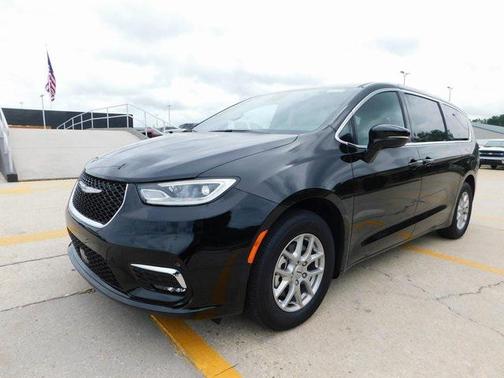 2025 Chrysler Pacifica L