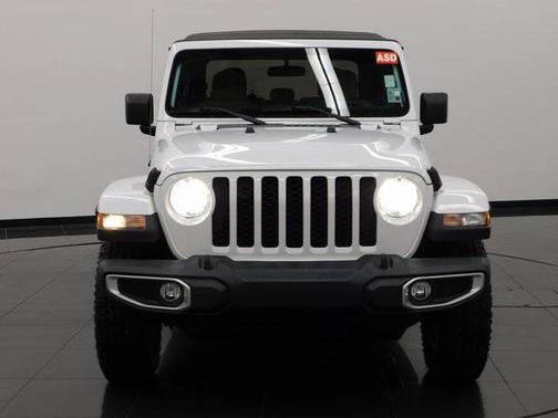 2022 Jeep Gladiator Sport S