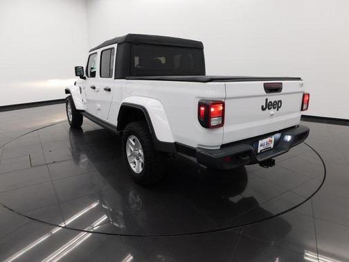 2022 Jeep Gladiator Sport S