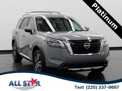 2023 Nissan Pathfinder Platinum