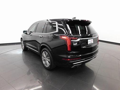 2022 Cadillac XT6 Premium Luxury FWD