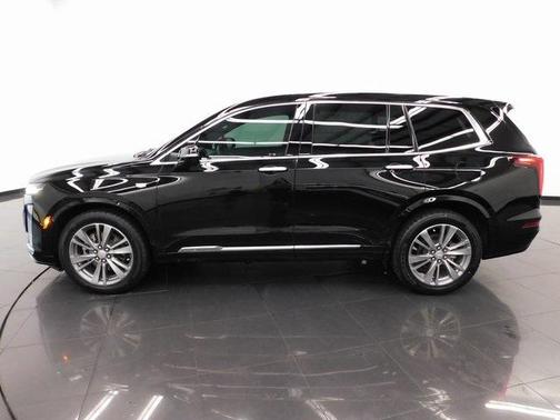 2022 Cadillac XT6 Premium Luxury FWD