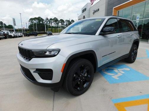 2025 Jeep Grand Cherokee Altitude