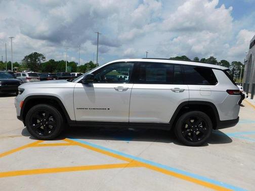 2025 Jeep Grand Cherokee L Altitude