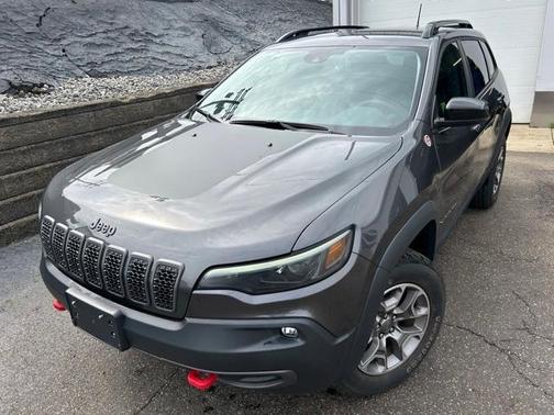 2022 Jeep Cherokee Trailhawk