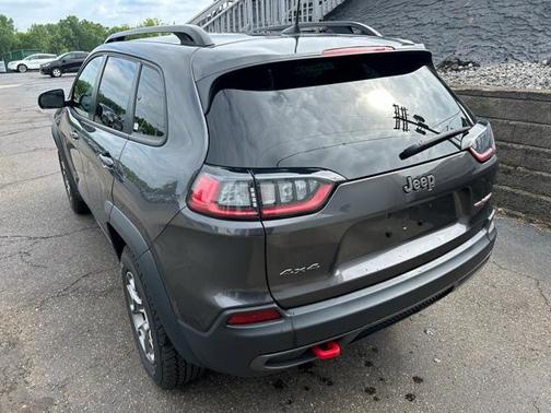 2022 Jeep Cherokee Trailhawk