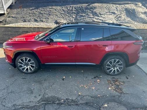 2025 Jeep Wagoneer S Limited