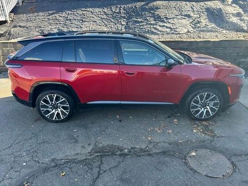 2025 Jeep Wagoneer S Limited