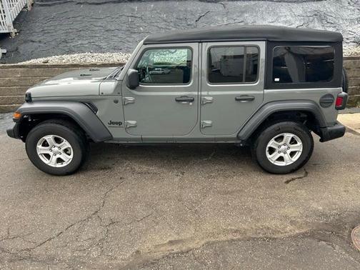 2023 Jeep Wrangler Sport