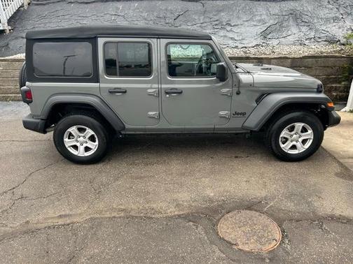 2023 Jeep Wrangler Sport