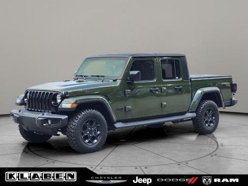 Sarge Green Clearcoat 2023 Jeep Gladiator Sport