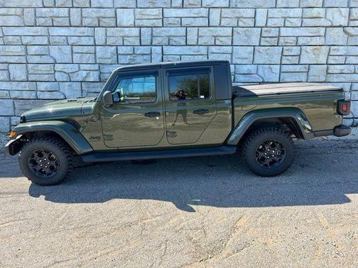 2023 Jeep Gladiator Sport