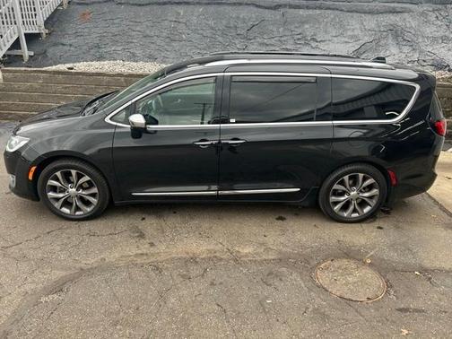 2018 Chrysler Pacifica Limited