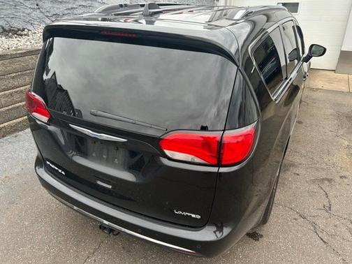 2018 Chrysler Pacifica Limited